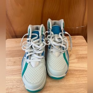 Men’s Nike - Size 10